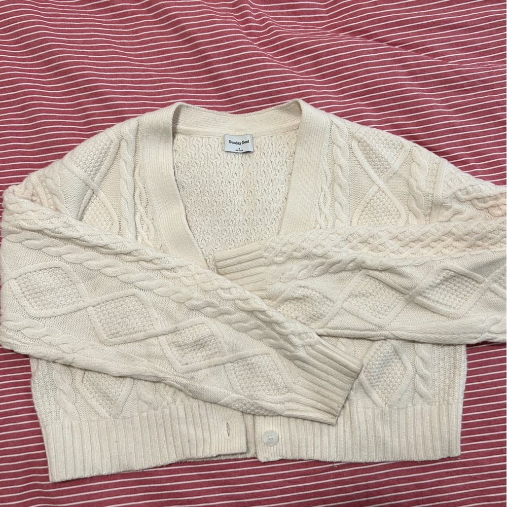 Aritzia Sunday Best cropped cardigan